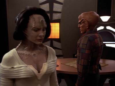 Star Trek: Deep Space Nine Screencaps "Profit and Loss" (S2:E18)
