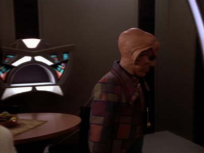 Star Trek: Deep Space Nine Screencaps "Profit and Loss" (S2:E18)