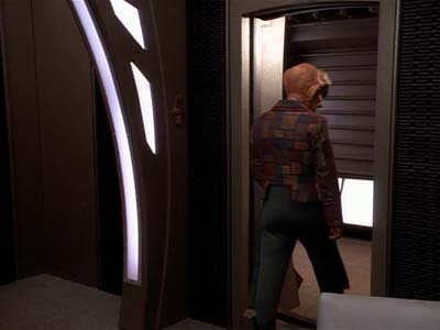 Star Trek: Deep Space Nine Screencaps "Profit and Loss" (S2:E18)