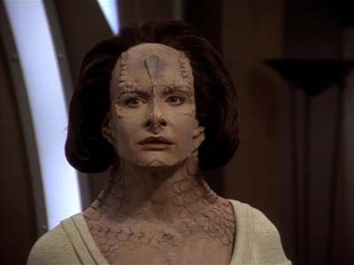 Star Trek: Deep Space Nine Screencaps "Profit and Loss" (S2:E18)