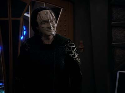 Star Trek: Deep Space Nine Screencaps "Profit and Loss" (S2:E18)