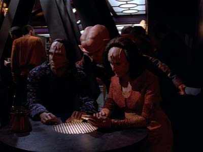 Star Trek: Deep Space Nine Screencaps "Profit and Loss" (S2:E18)