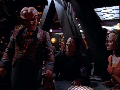 Star Trek: Deep Space Nine Screencaps "Profit and Loss" (S2:E18)