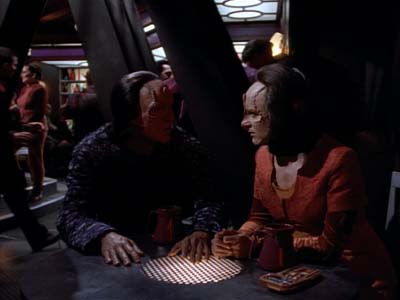 Star Trek: Deep Space Nine Screencaps "Profit and Loss" (S2:E18)