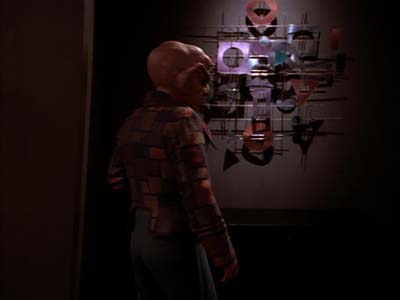 Star Trek: Deep Space Nine Screencaps "Profit and Loss" (S2:E18)