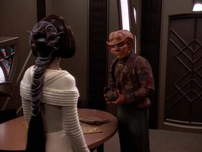 Star Trek: Deep Space Nine Screencaps "Profit and Loss" (S2:E18)