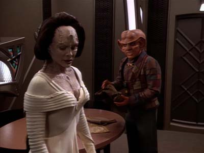 Star Trek: Deep Space Nine Screencaps "Profit and Loss" (S2:E18)