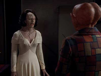 Star Trek: Deep Space Nine Screencaps "Profit and Loss" (S2:E18)