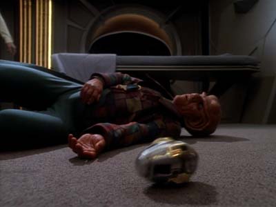 Star Trek: Deep Space Nine Screencaps "Profit and Loss" (S2:E18)