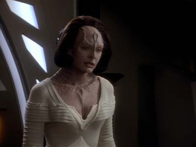 Star Trek: Deep Space Nine Screencaps "Profit and Loss" (S2:E18)