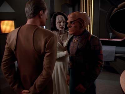Star Trek: Deep Space Nine Screencaps "Profit and Loss" (S2:E18)