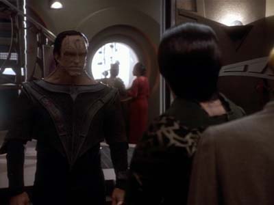 Star Trek: Deep Space Nine Screencaps "Profit and Loss" (S2:E18)