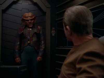 Star Trek: Deep Space Nine Screencaps "Profit and Loss" (S2:E18)