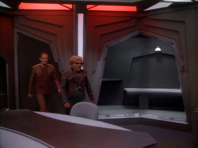 Star Trek: Deep Space Nine Screencaps "Profit and Loss" (S2:E18)
