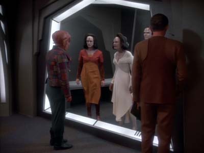 Star Trek: Deep Space Nine Screencaps "Profit and Loss" (S2:E18)