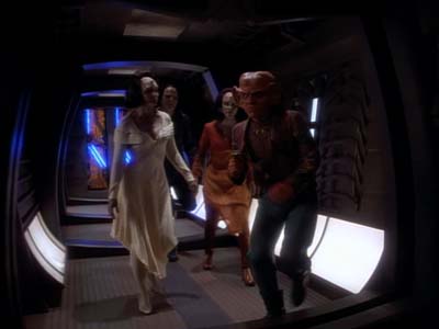 Star Trek: Deep Space Nine Screencaps "Profit and Loss" (S2:E18)