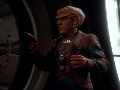 Star Trek: Deep Space Nine Screencaps "Profit and Loss" (S2:E18)