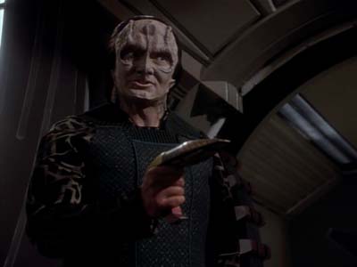 Star Trek: Deep Space Nine Screencaps "Profit and Loss" (S2:E18)