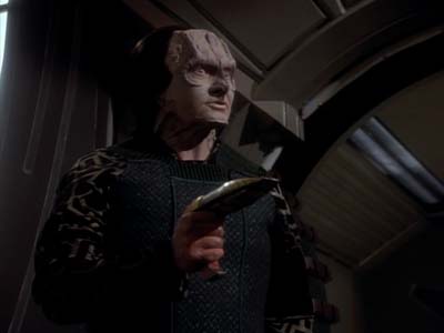 Star Trek: Deep Space Nine Screencaps "Profit and Loss" (S2:E18)