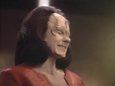 Star Trek: Deep Space Nine Screencaps "Profit and Loss" (S2:E18)