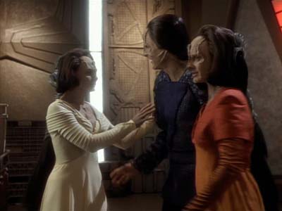 Star Trek: Deep Space Nine Screencaps "Profit and Loss" (S2:E18)