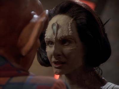 Star Trek: Deep Space Nine Screencaps "Profit and Loss" (S2:E18)