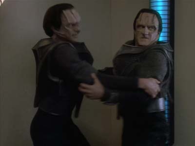 Star Trek: Deep Space Nine Screencaps "The Maquis, Part I" (S2:E20)