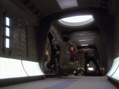 Star Trek: Deep Space Nine Screencaps "The Maquis, Part I" (S2:E20)