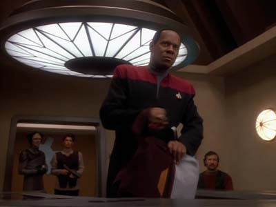 Star Trek: Deep Space Nine Screencaps "The Maquis, Part II" (S2:E21)