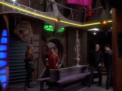 Star Trek: Deep Space Nine Screencaps "The Wire" (S2:E22)
