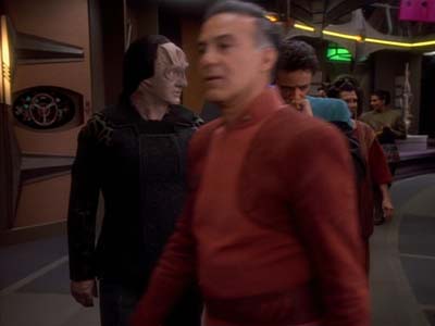 Star Trek: Deep Space Nine Screencaps "The Wire" (S2:E22)