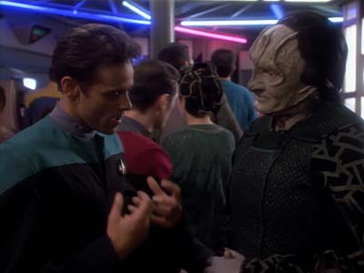 Star Trek: Deep Space Nine Screencaps "The Wire" (S2:E22)