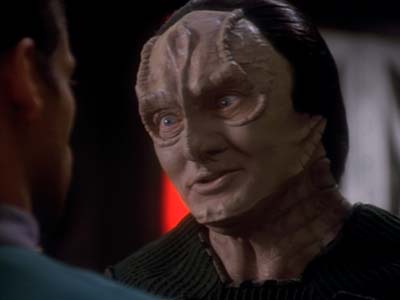 Star Trek: Deep Space Nine Screencaps "The Wire" (S2:E22)