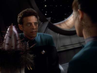 Star Trek: Deep Space Nine Screencaps "The Wire" (S2:E22)