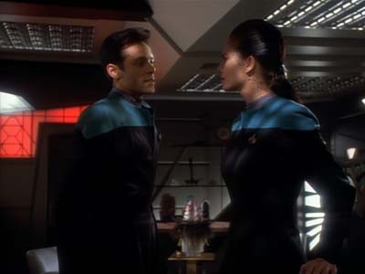 Star Trek: Deep Space Nine Screencaps "The Wire" (S2:E22)