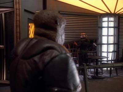 Star Trek: Deep Space Nine Screencaps "The Wire" (S2:E22)