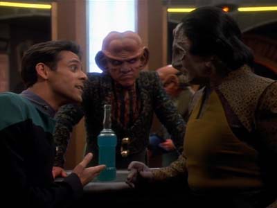 Star Trek: Deep Space Nine Screencaps "The Wire" (S2:E22)