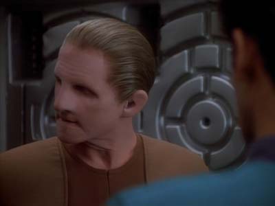 Star Trek: Deep Space Nine Screencaps "The Wire" (S2:E22)