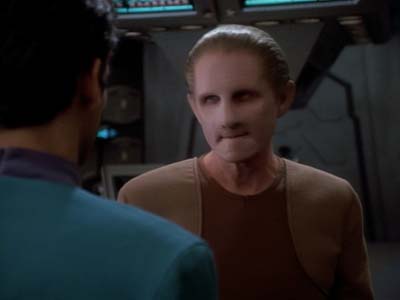 Star Trek: Deep Space Nine Screencaps "The Wire" (S2:E22)