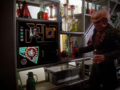 Star Trek: Deep Space Nine Screencaps "The Wire" (S2:E22)