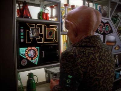 Star Trek: Deep Space Nine Screencaps "The Wire" (S2:E22)