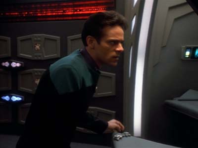 Star Trek: Deep Space Nine Screencaps "The Wire" (S2:E22)