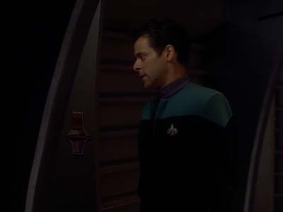 Star Trek: Deep Space Nine Screencaps "The Wire" (S2:E22)