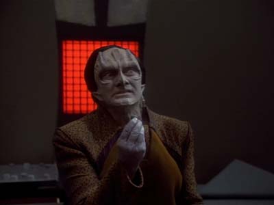 Star Trek: Deep Space Nine Screencaps "The Wire" (S2:E22)