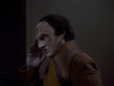 Star Trek: Deep Space Nine Screencaps "The Wire" (S2:E22)