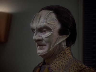 Star Trek: Deep Space Nine Screencaps "The Wire" (S2:E22)