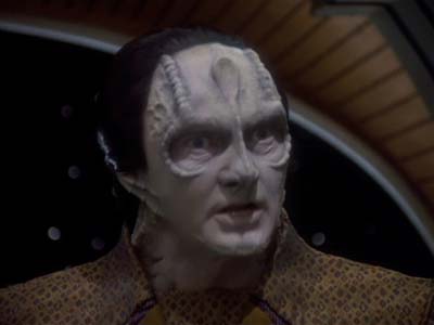 Star Trek: Deep Space Nine Screencaps "The Wire" (S2:E22)