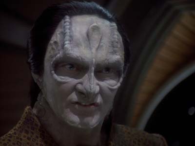 Star Trek: Deep Space Nine Screencaps "The Wire" (S2:E22)