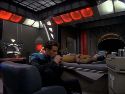 Star Trek: Deep Space Nine Screencaps "The Wire" (S2:E22)