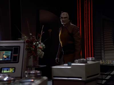 Star Trek: Deep Space Nine Screencaps "The Wire" (S2:E22)